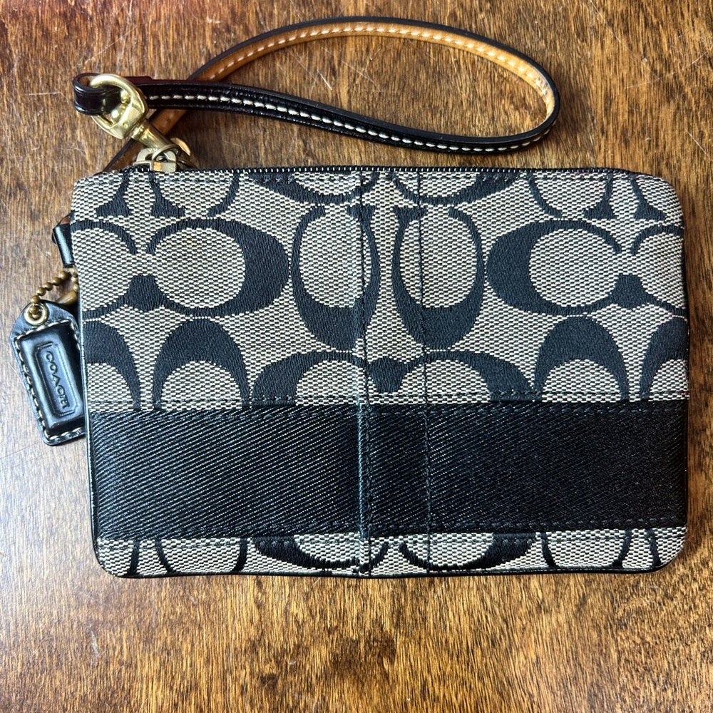 Coach Signature Wristlet - Picture 9 of 15